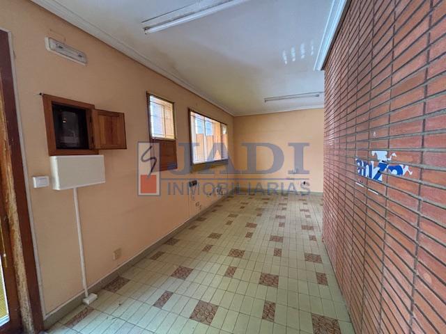 Alquiler de local en Valdepeñas