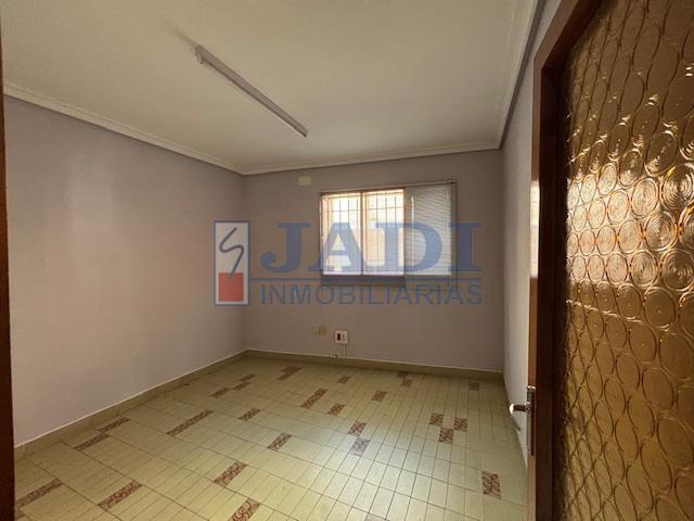 Alquiler de local en Valdepeñas