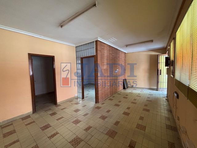 Alquiler de local en Valdepeñas