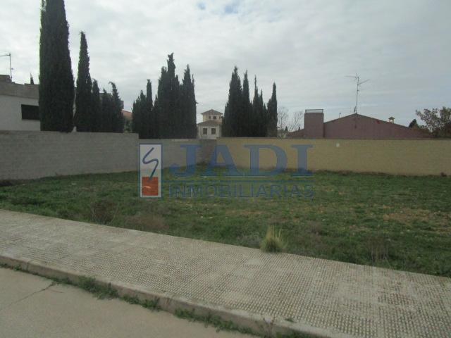 For sale of land in Valdepeñas