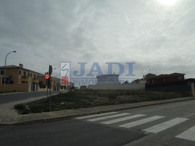 For sale of land in Valdepeñas