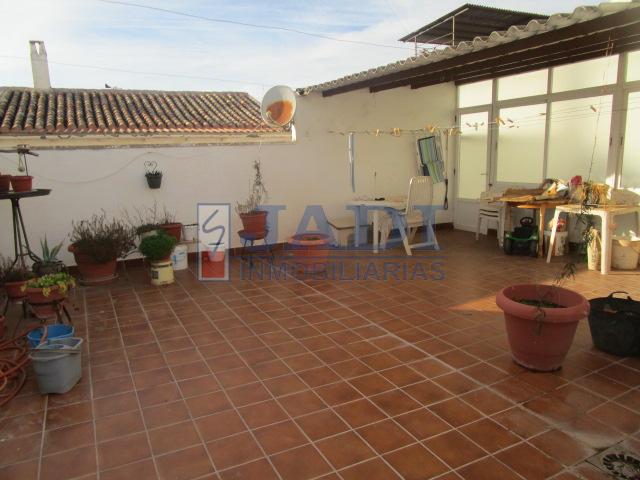 For sale of house in Valdepeñas