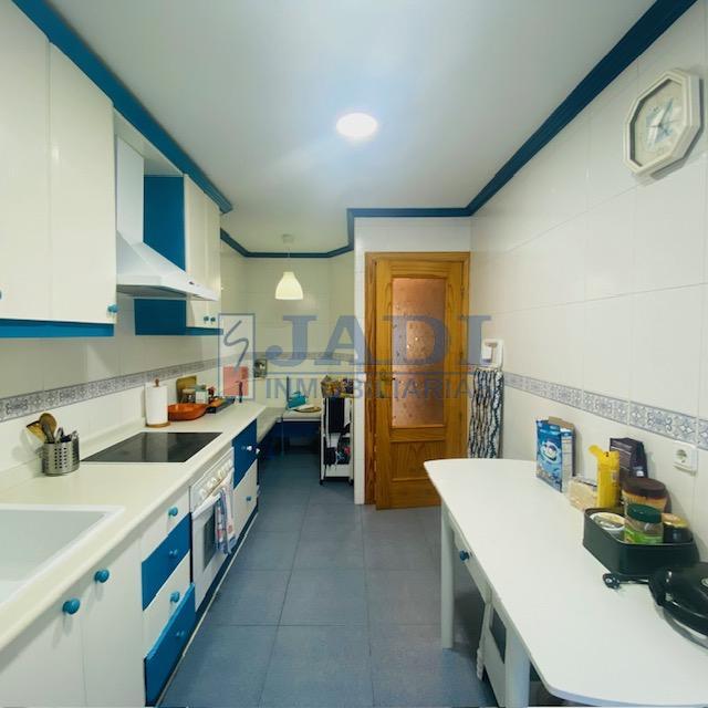 Venta de piso en Valdepeñas