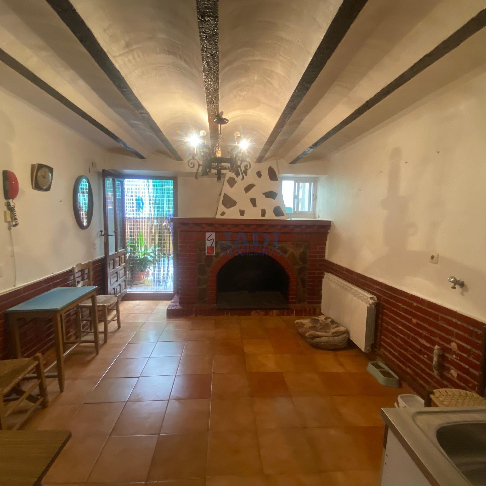 For sale of house in Valdepeñas
