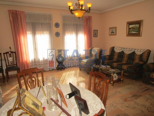 Venta de casa en Valdepeñas