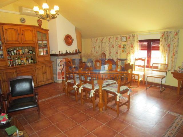 Venta de casa en Valdepeñas