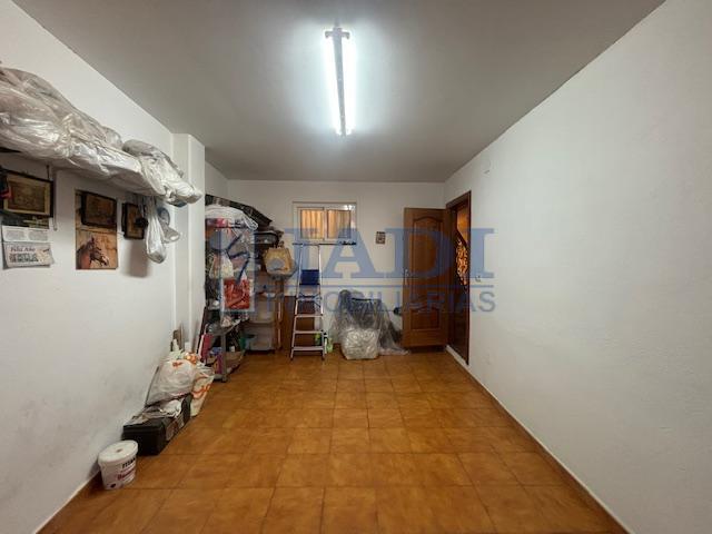 Venta de casa en Valdepeñas