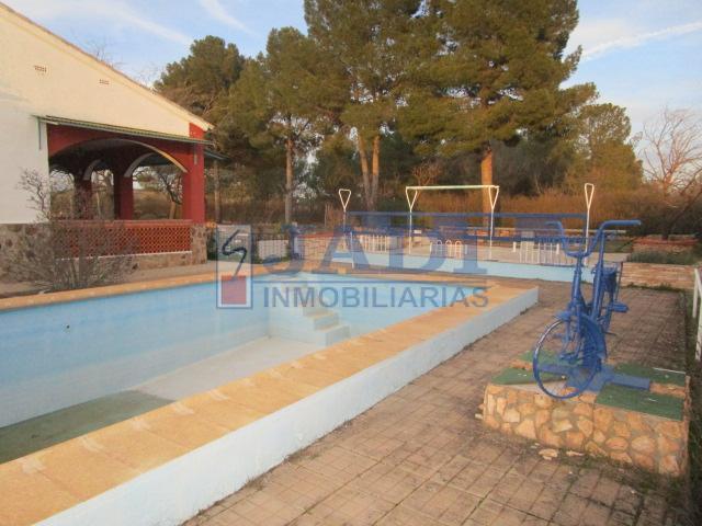 Venta de casa en Valdepeñas