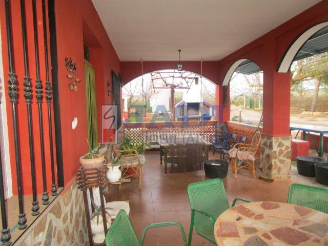 Venta de casa en Valdepeñas