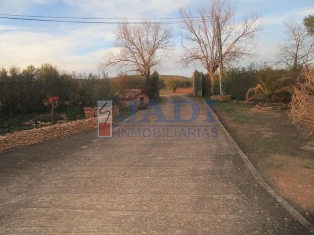 Venta de casa en Valdepeñas