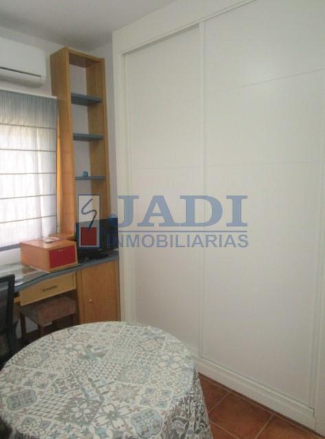 For sale of house in Valdepeñas