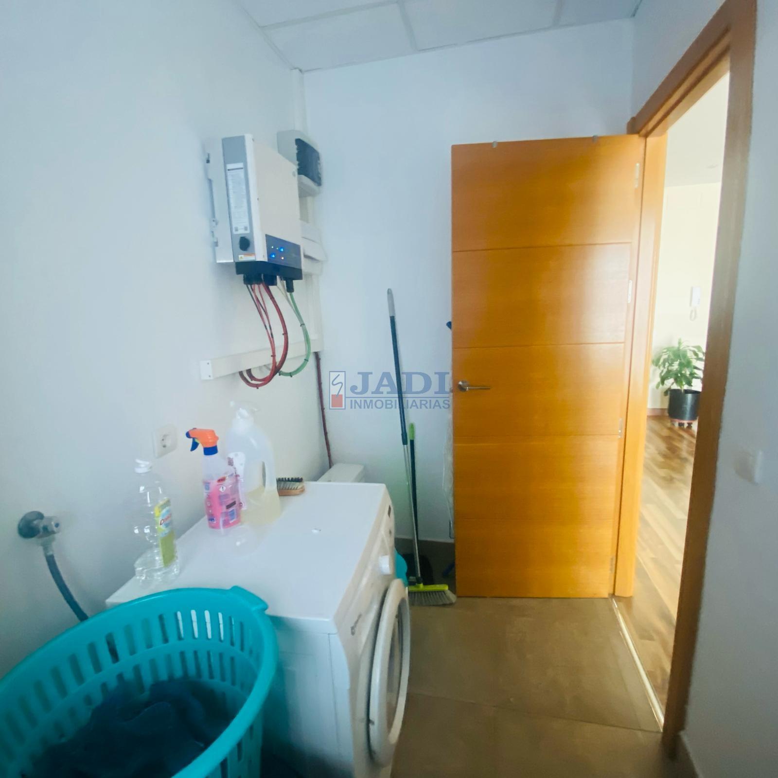 For sale of house in Valdepeñas