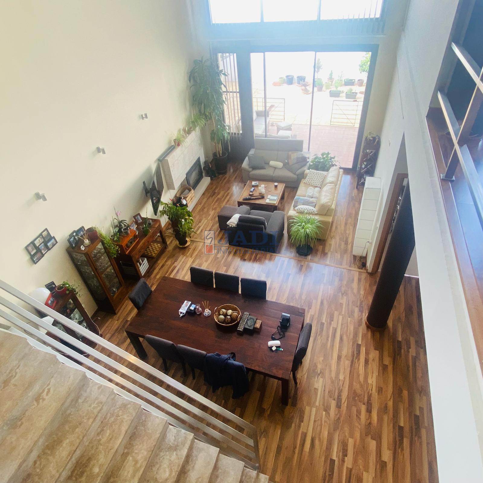 For sale of house in Valdepeñas