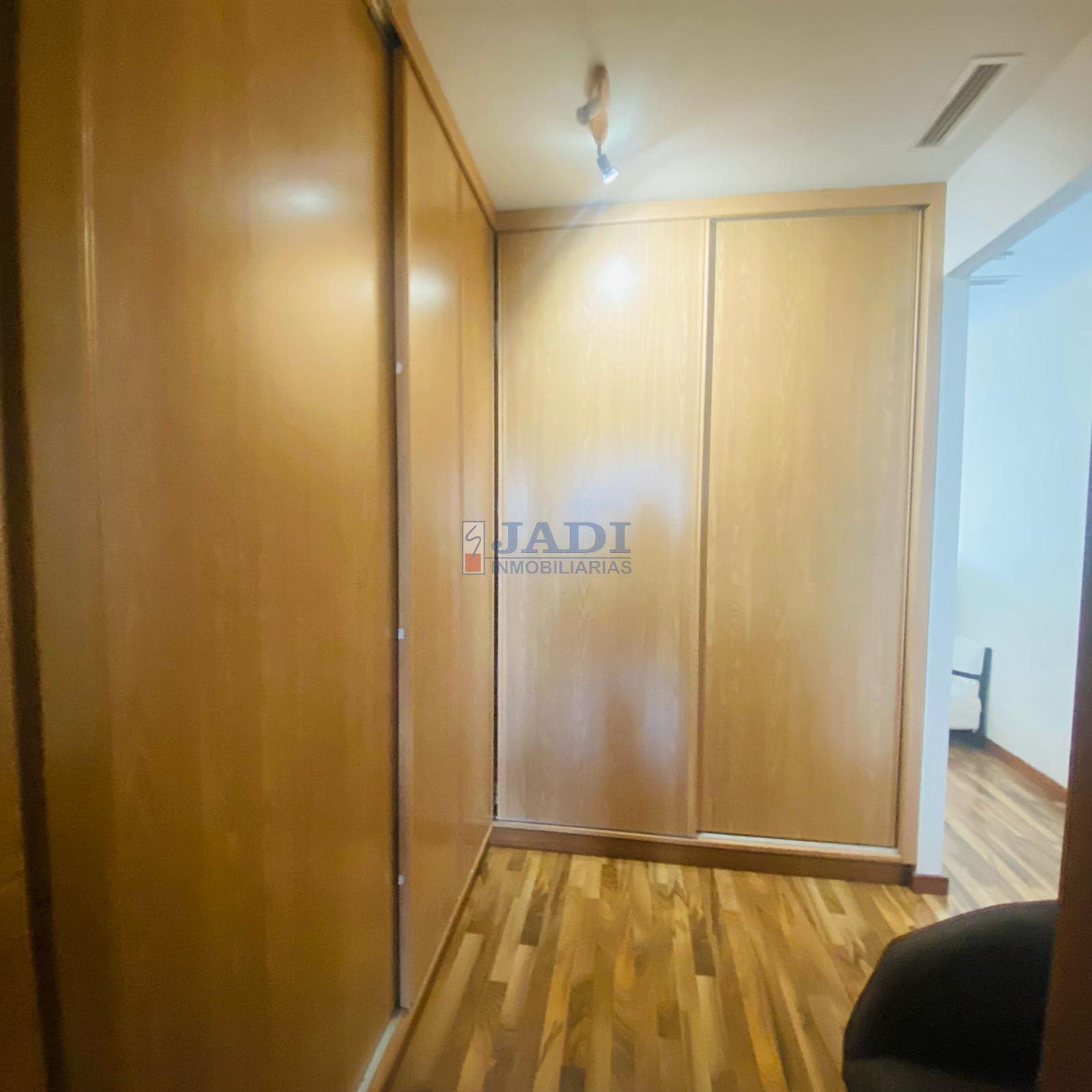 For sale of house in Valdepeñas