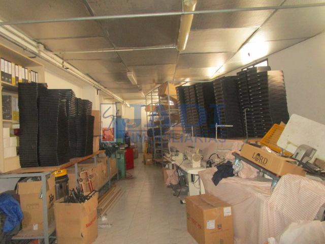 Venta de local en Valdepeñas