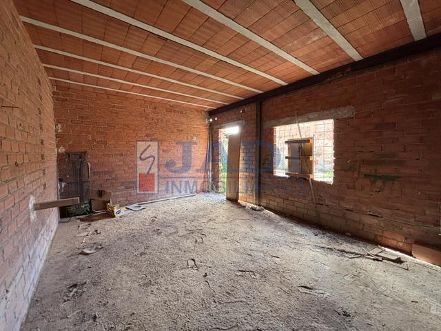 For sale of land in Valdepeñas