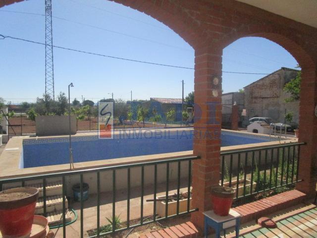 Venta de casa en Valdepeñas