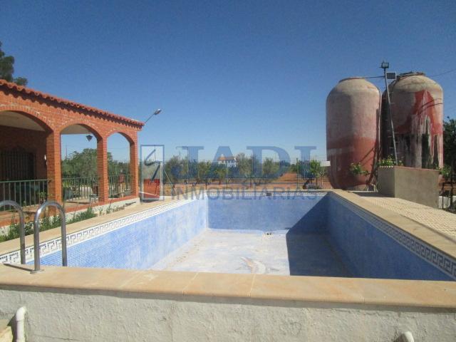 Venta de casa en Valdepeñas