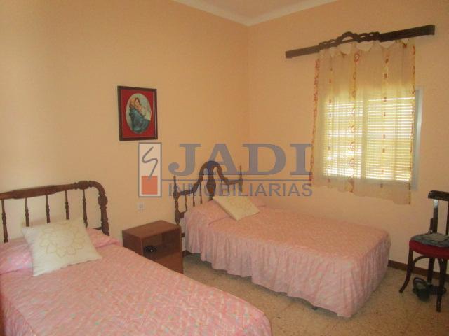 Venta de casa en Valdepeñas
