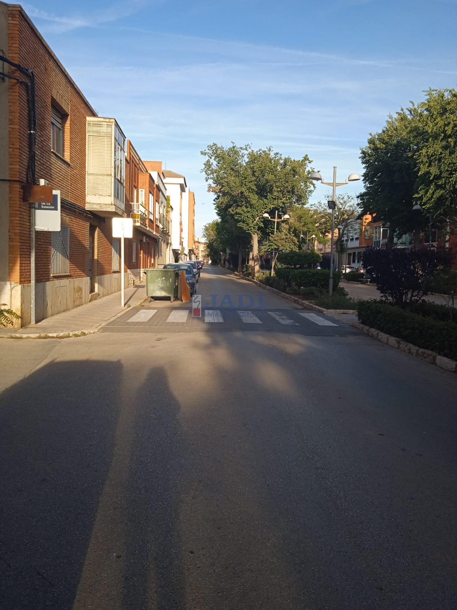 Venta de casa en Valdepeñas