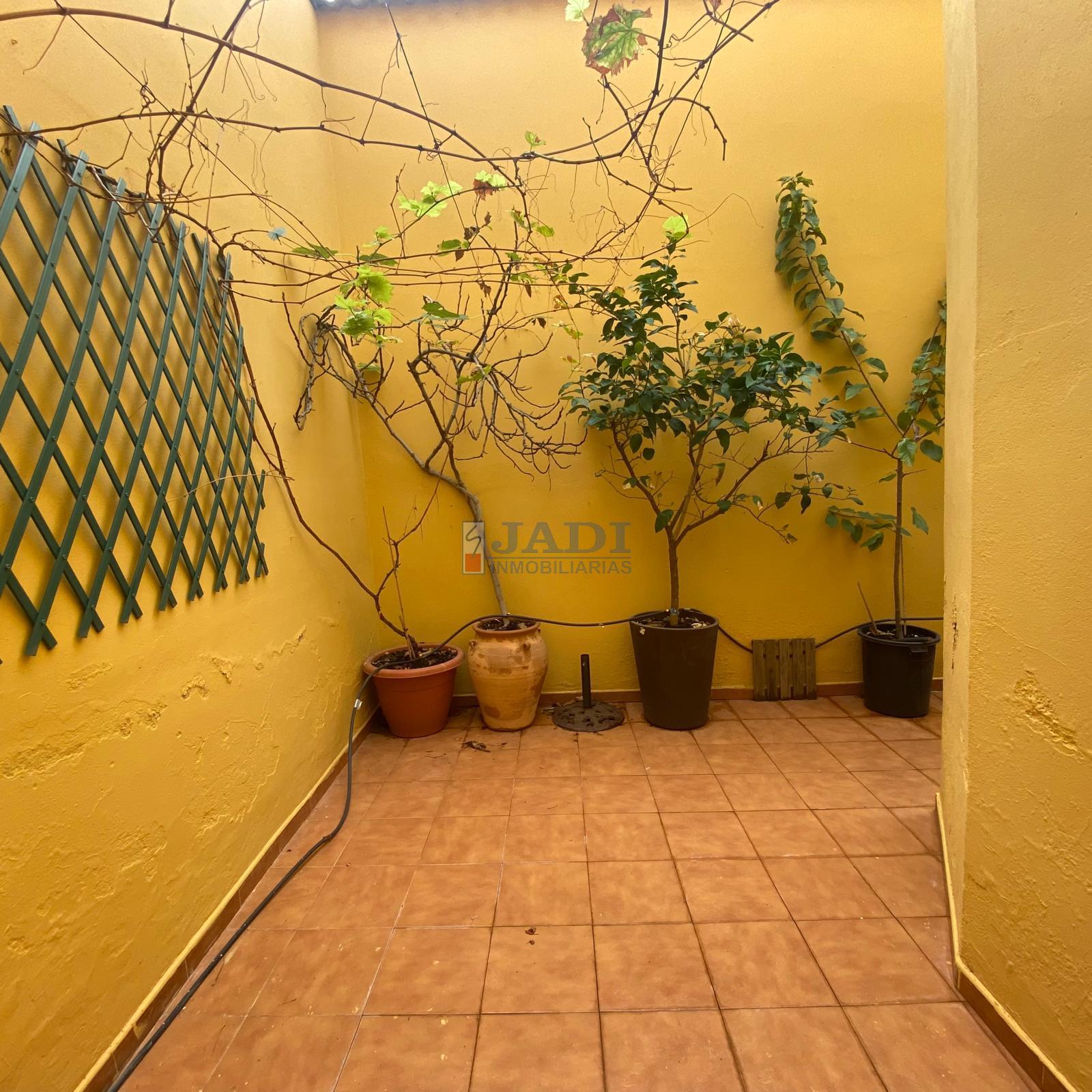 For sale of house in Valdepeñas
