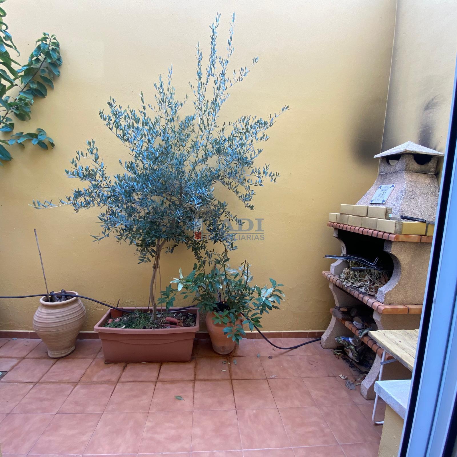 For sale of house in Valdepeñas