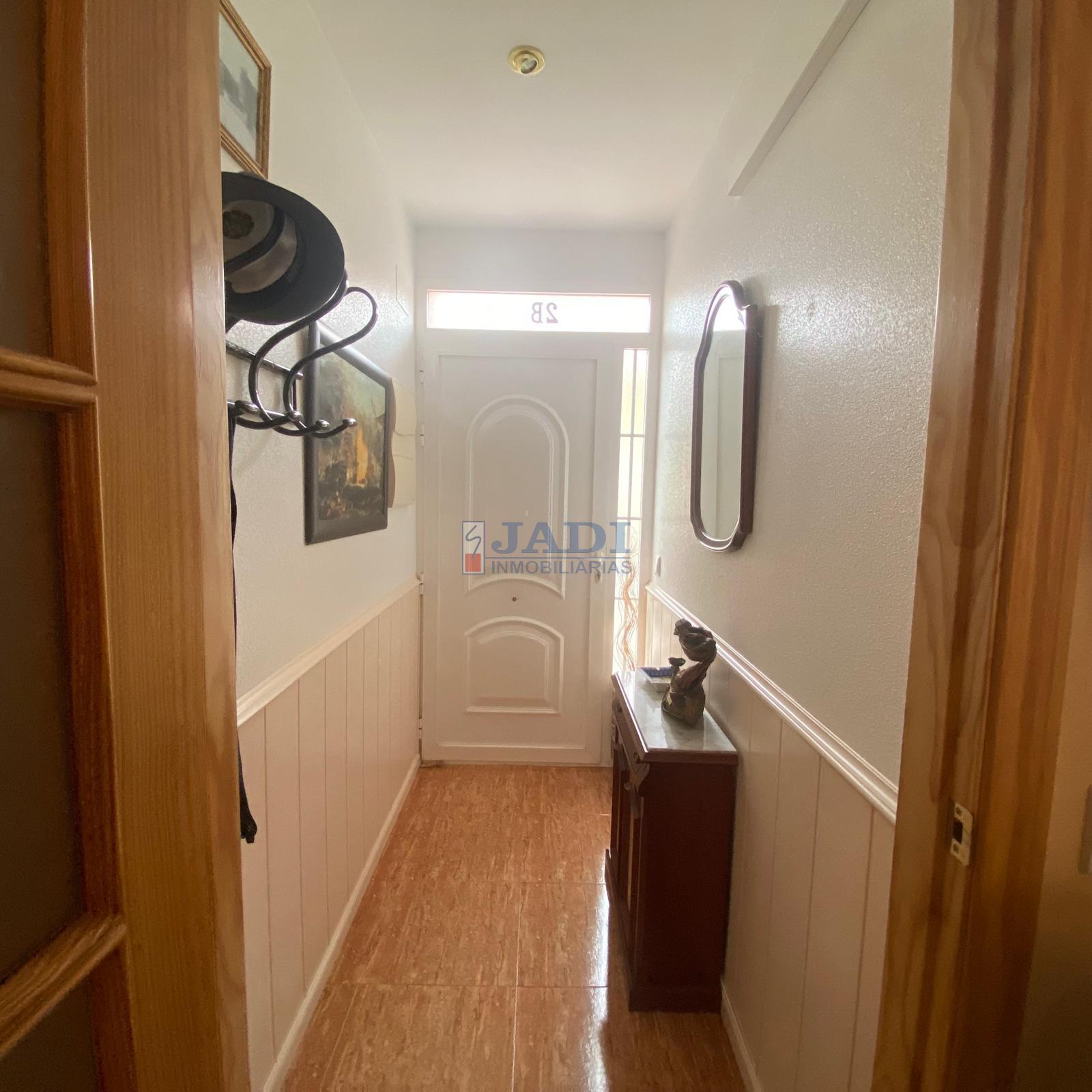 For sale of house in Valdepeñas