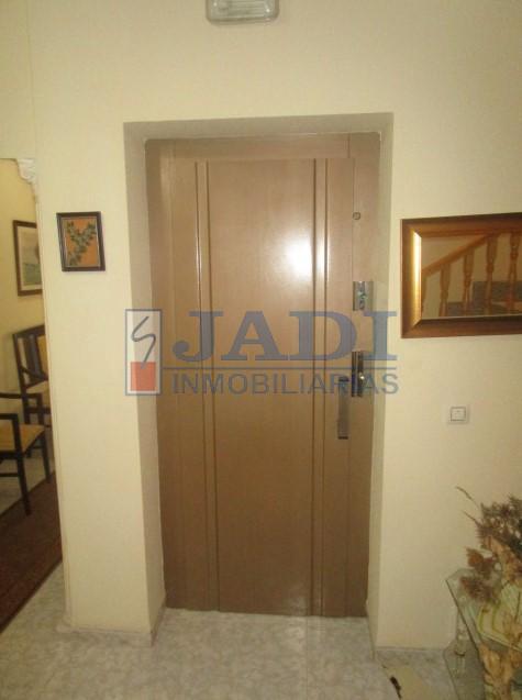 For sale of flat in Torrenueva