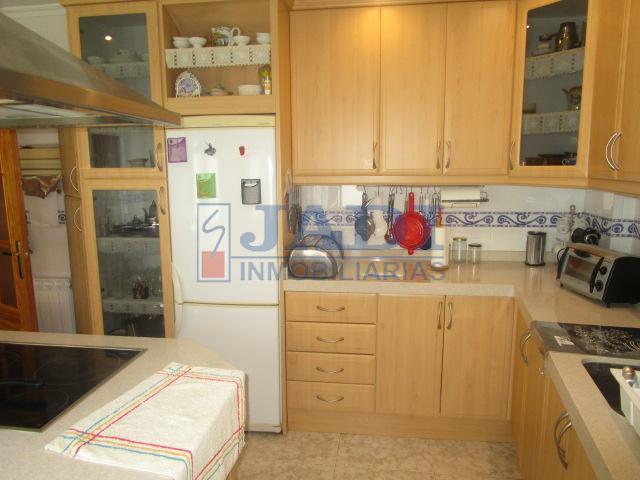 For sale of flat in Torrenueva