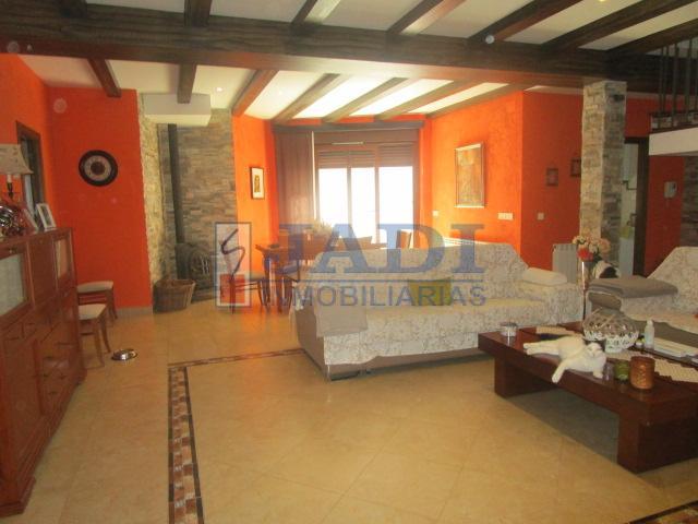 Venta de casa en Valdepeñas
