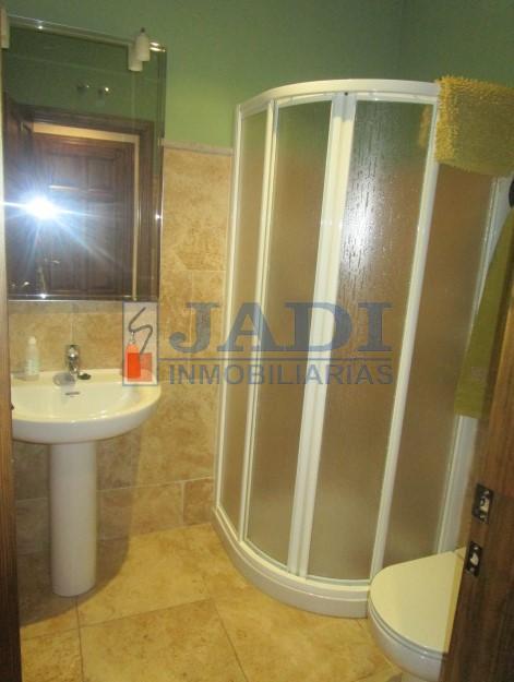 Venta de casa en Valdepeñas