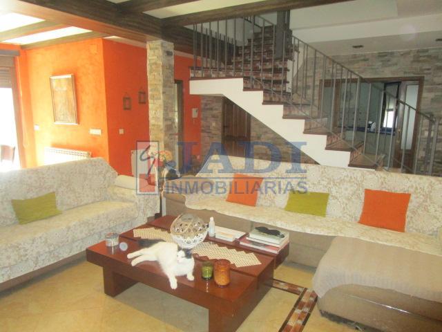 Venta de casa en Valdepeñas