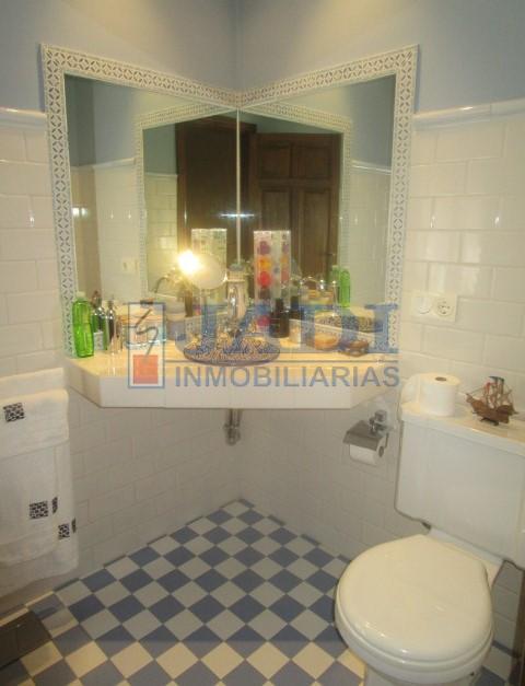 Venta de casa en Valdepeñas
