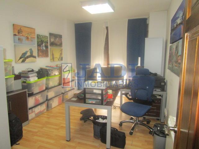 Venta de casa en Valdepeñas