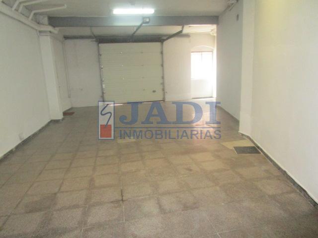 Venta de casa en Valdepeñas