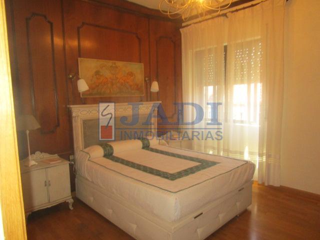 Venta de casa en Valdepeñas