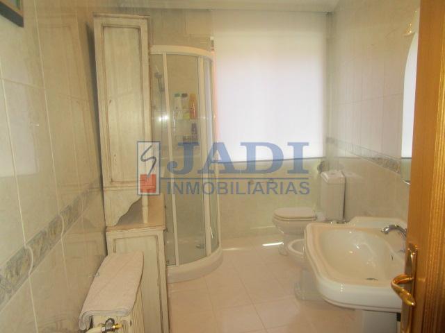 Venta de casa en Valdepeñas