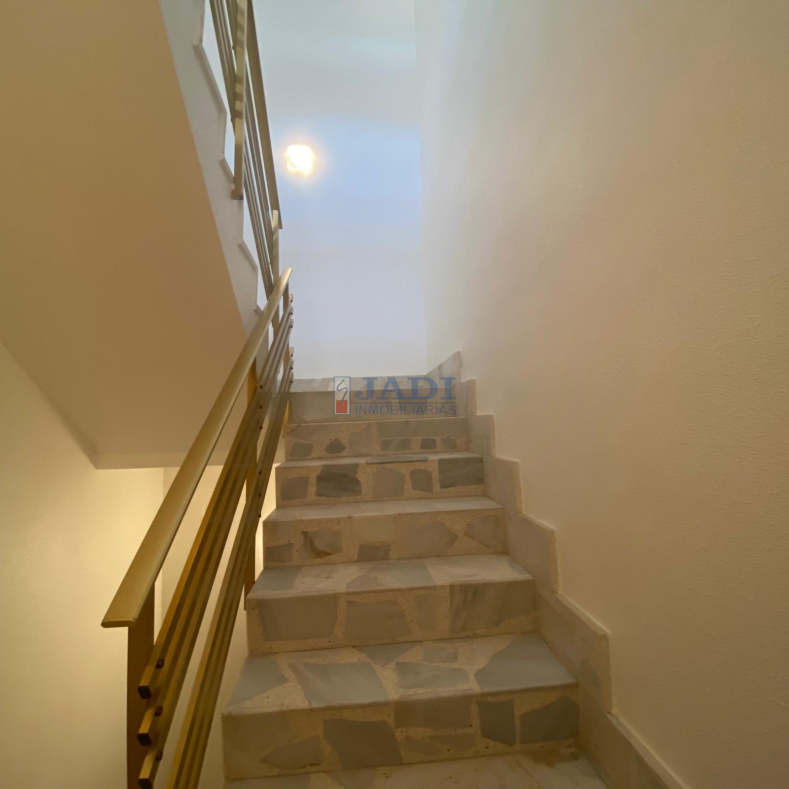 For sale of house in Valdepeñas
