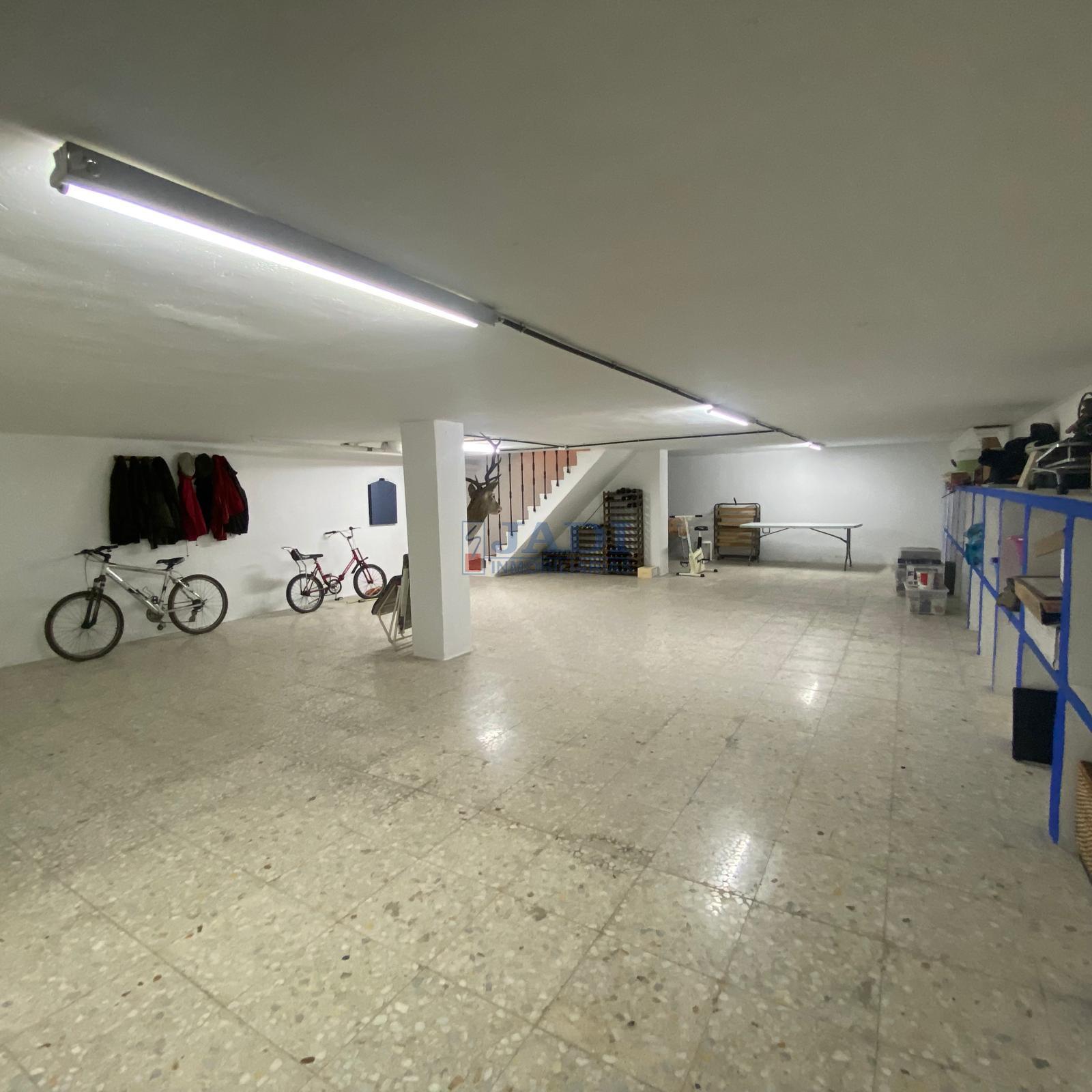 Venta de casa en Valdepeñas