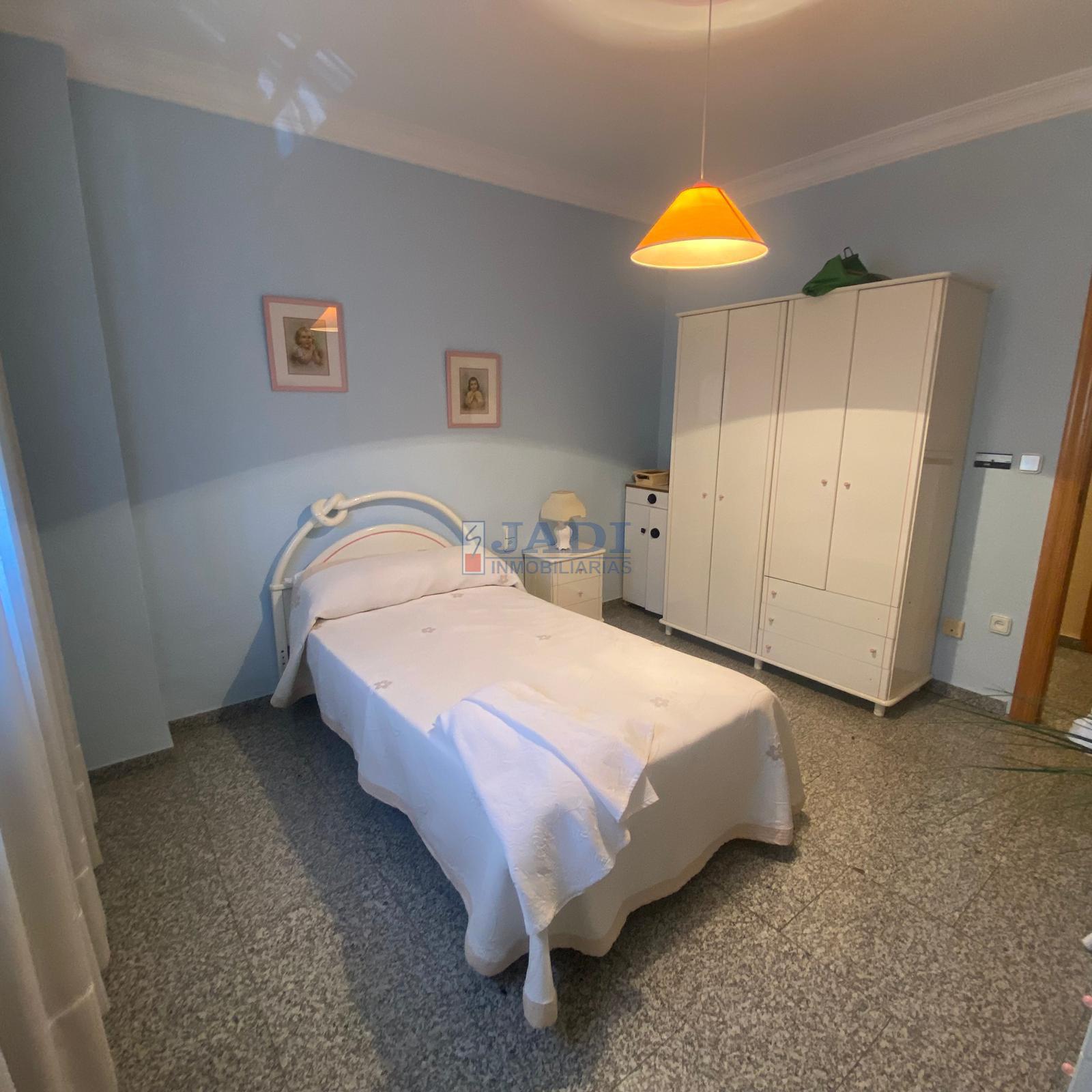 Venta de casa en Valdepeñas