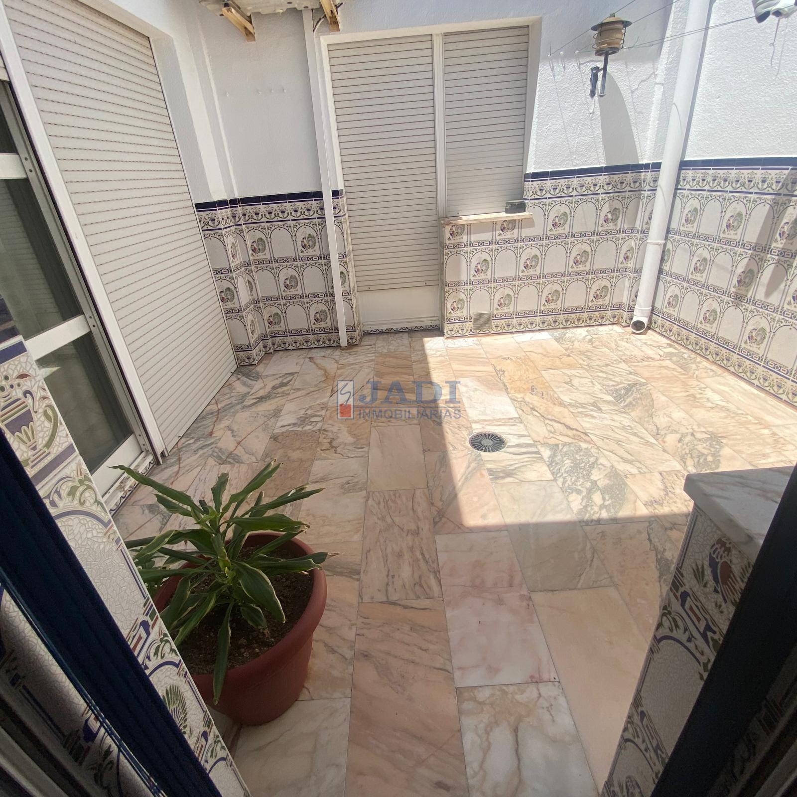 Venta de casa en Valdepeñas