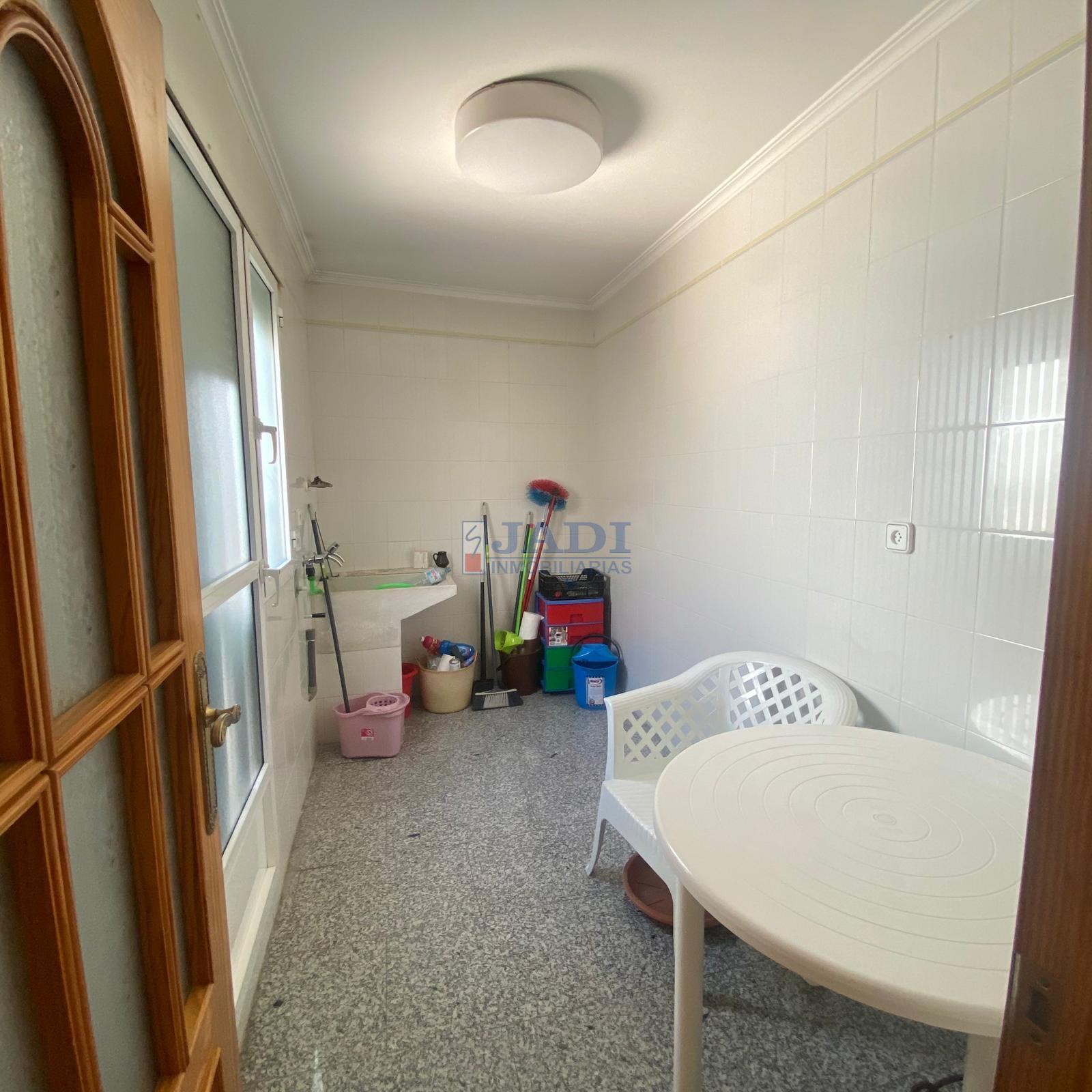 Venta de casa en Valdepeñas