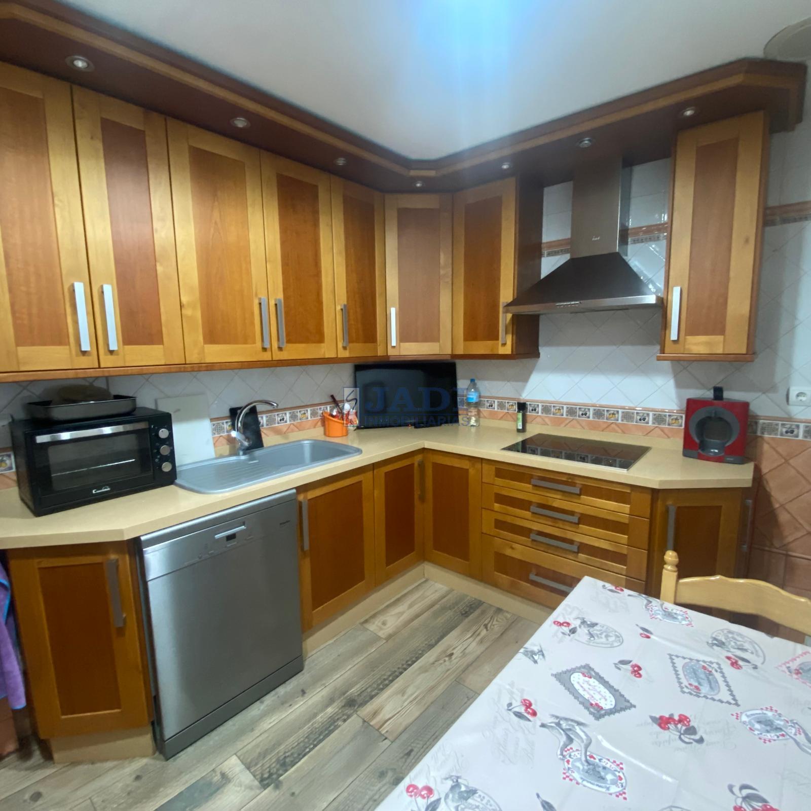 Venta de casa en Valdepeñas