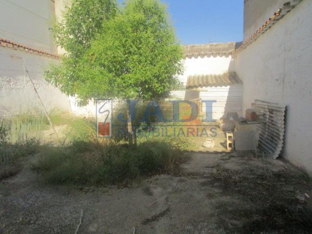Venta de casa en Valdepeñas