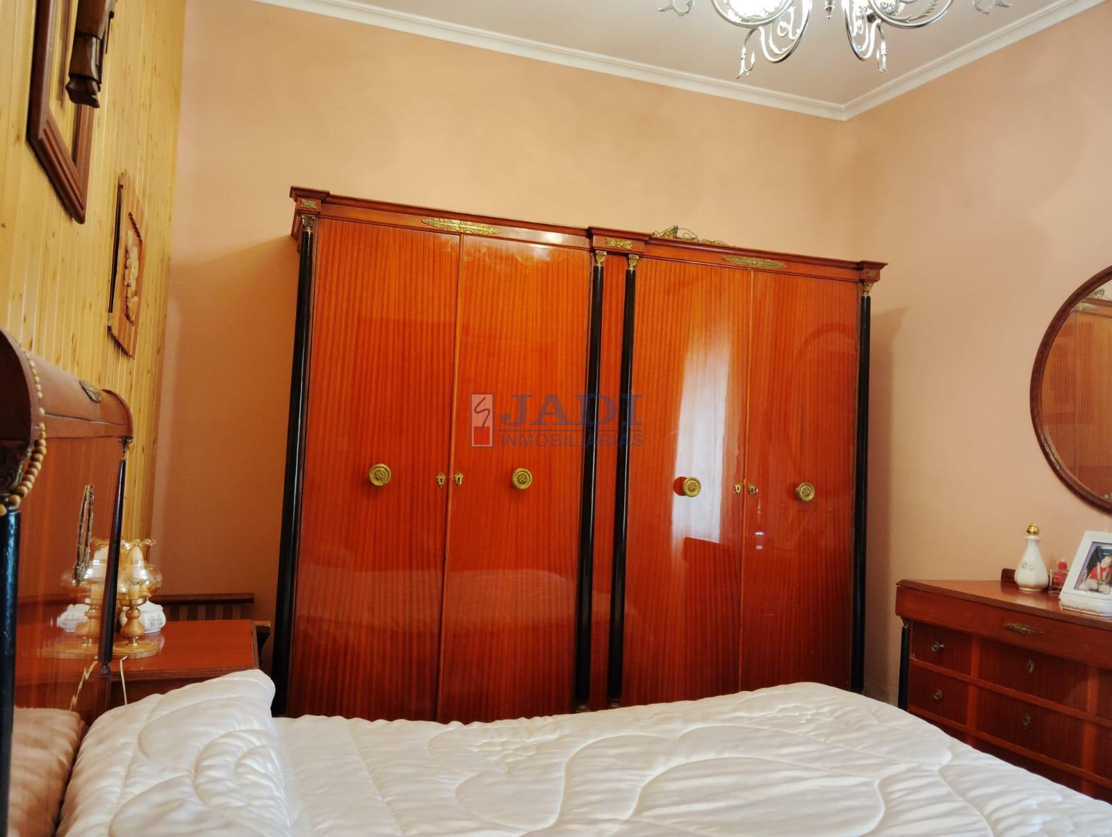 Venta de chalet en Almuradiel
