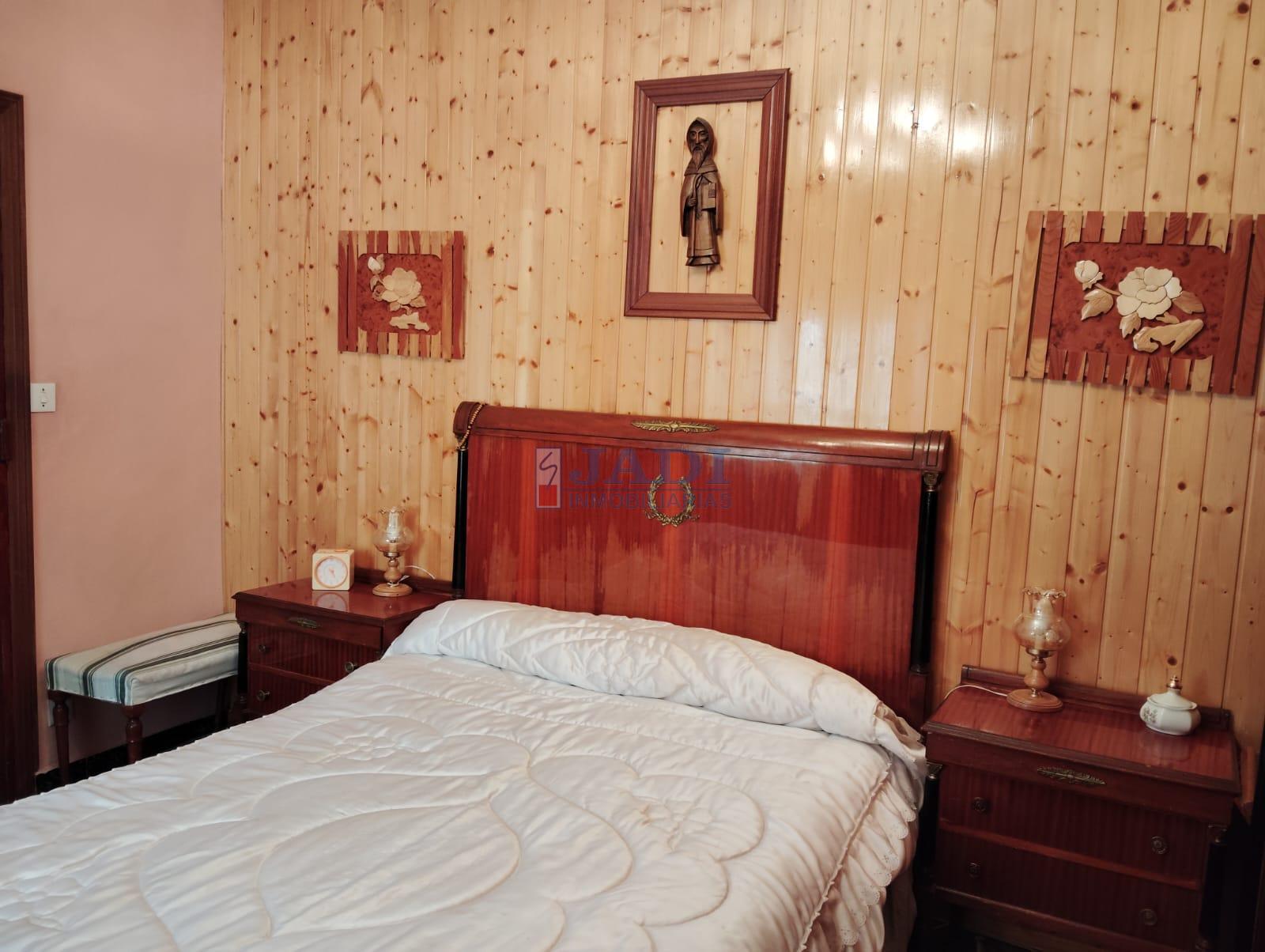 Venta de chalet en Almuradiel