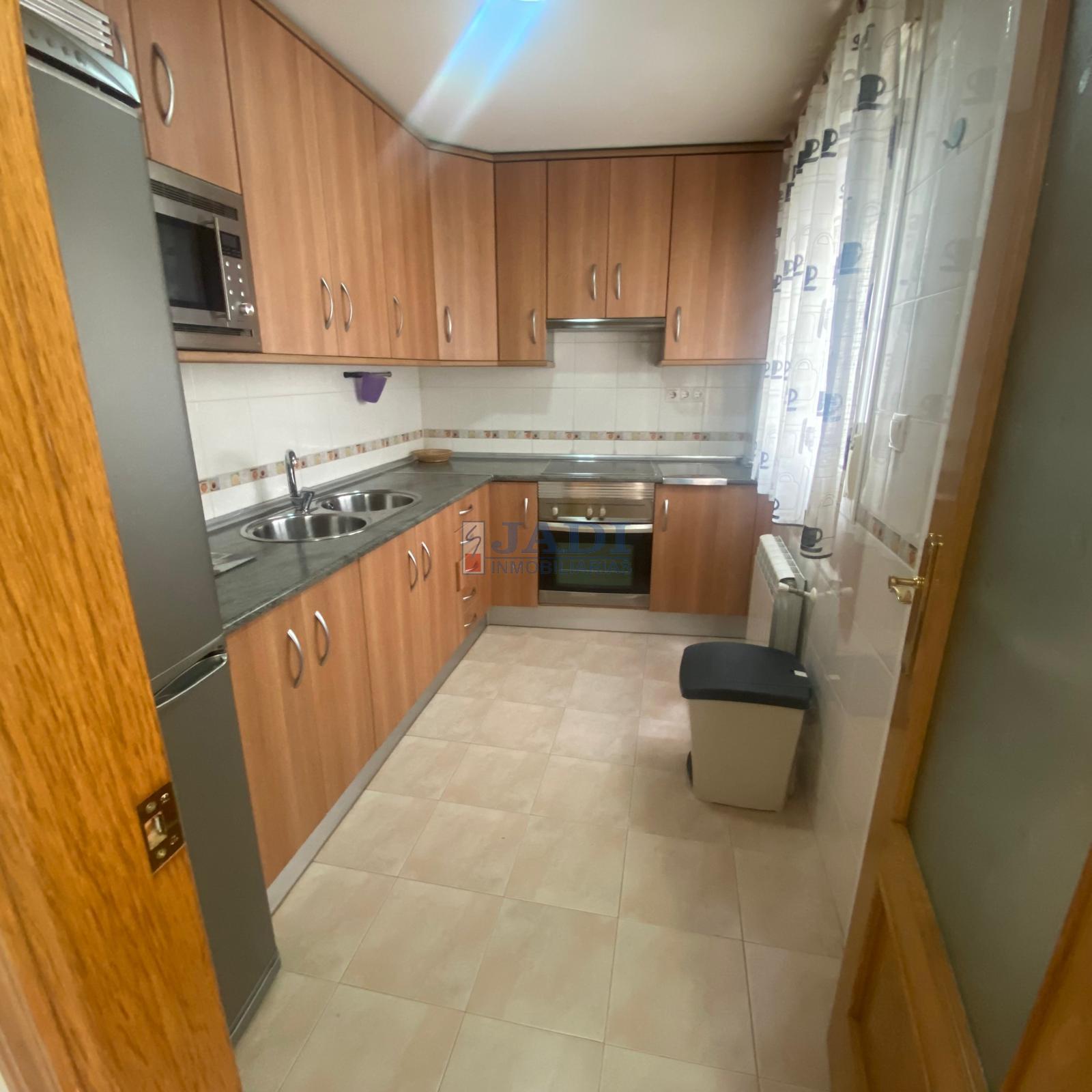 For rent of flat in Valdepeñas