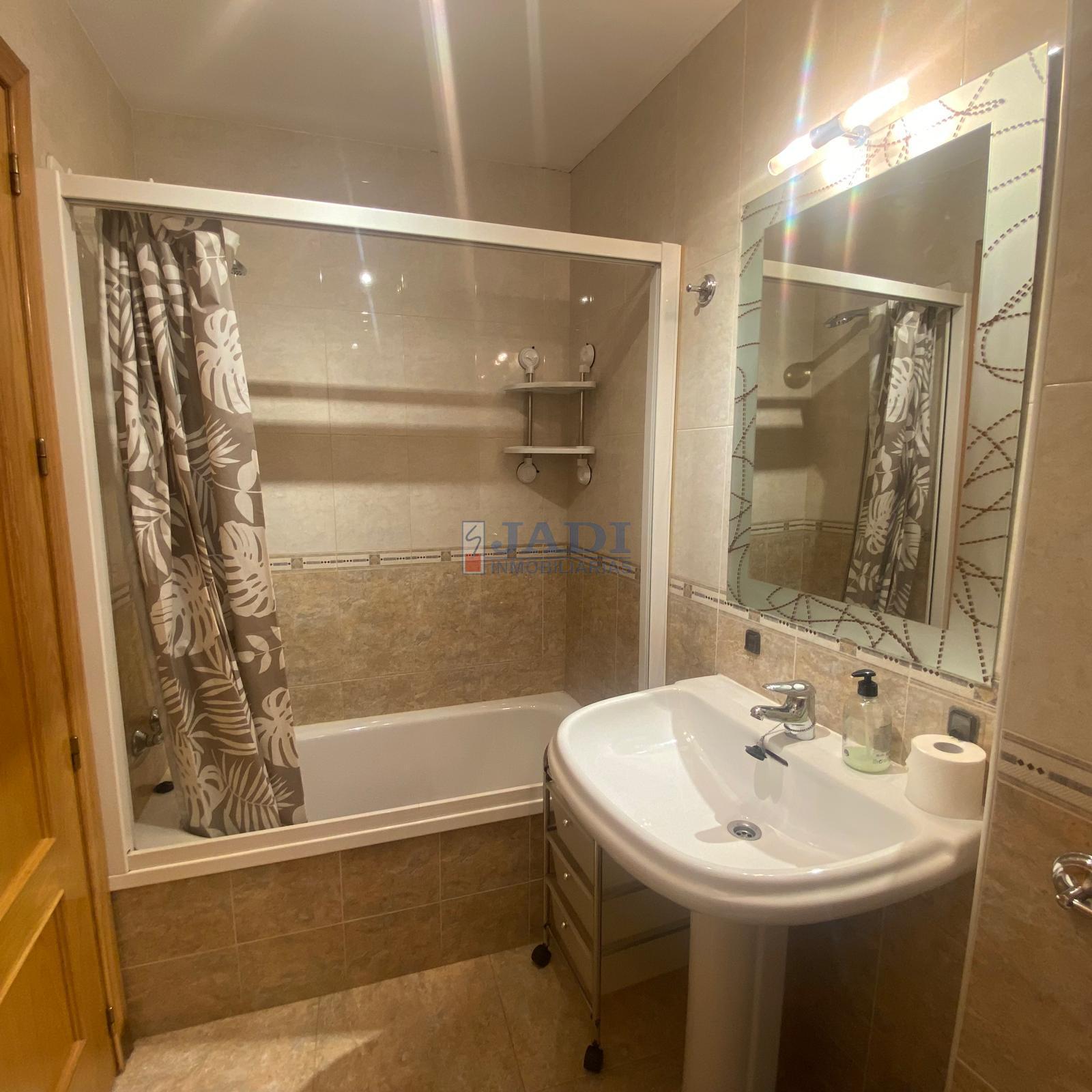 For rent of flat in Valdepeñas