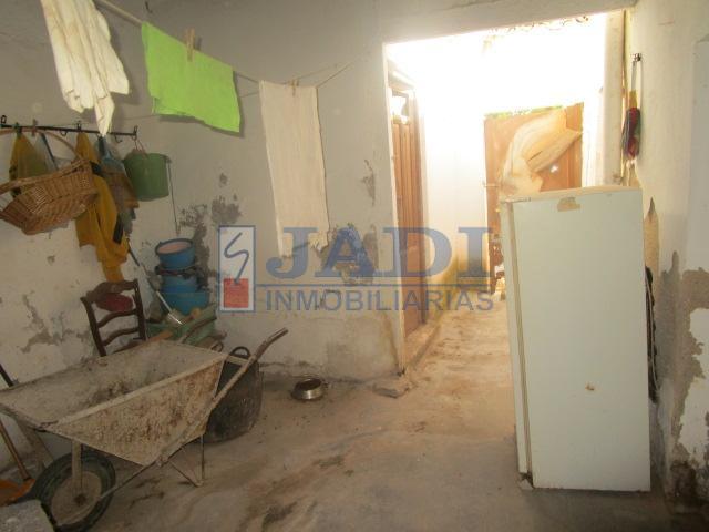 For sale of house in Valdepeñas