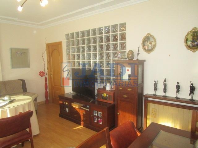 For sale of house in Valdepeñas